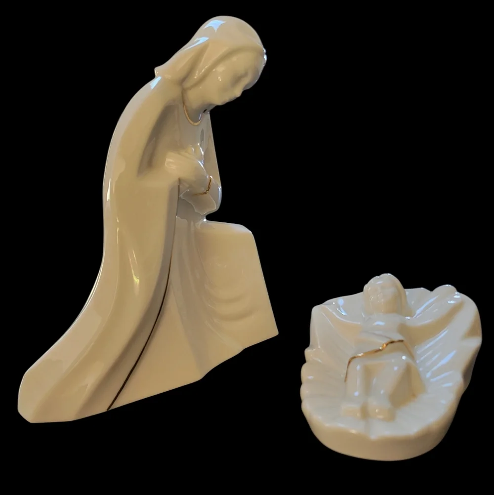 Mikasa Christmas Nativity Scene Holy Night Porcelain Ornaments Set 2 Figurines